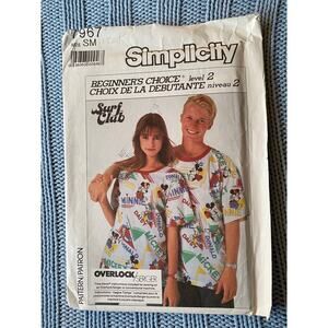 Simplicity 7967 t-shirt pattern Size Small